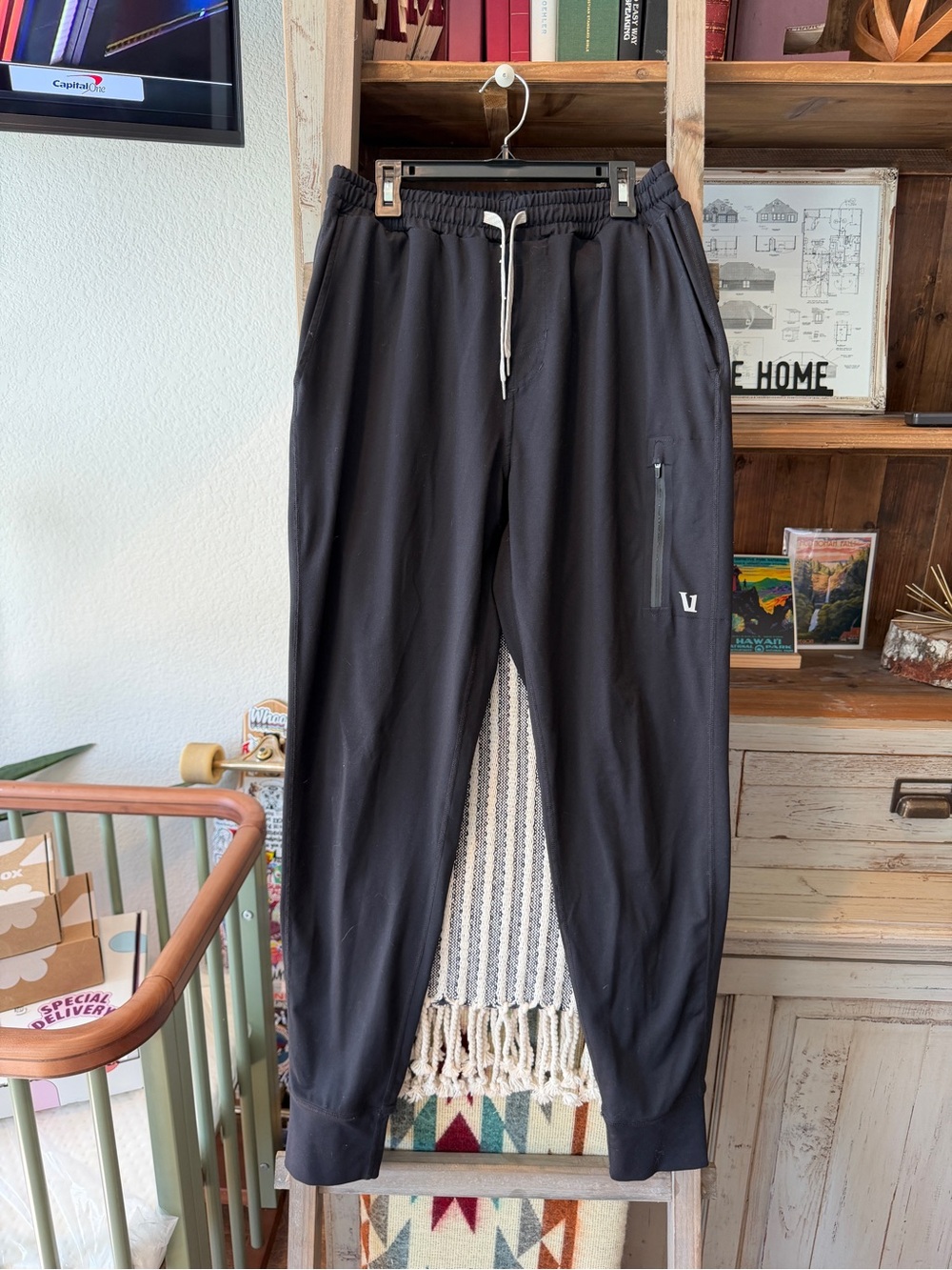 Vuori men’s Sunday performance jogger size small